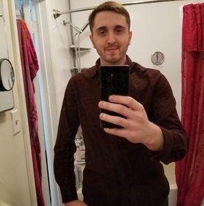 Meet your Posher, Tom